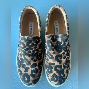 Steve Madden Slip On Shoes